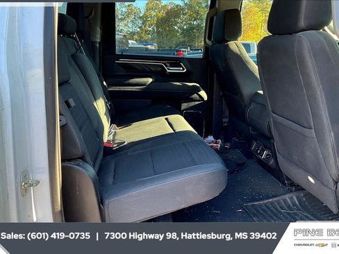 Used 2025 Chevrolet Silverado 3500 LT w/ Safety Package image 3