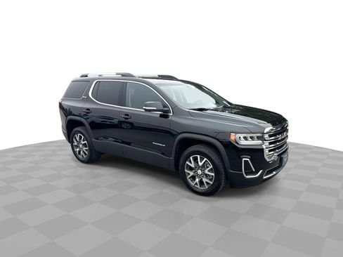 Certified 2023 GMC Acadia SLE w/ Driver Convenience Package image 2