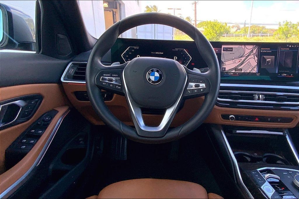 Used 2023 BMW 330i Sedan w/ Parking Assistance Package RWD image 6