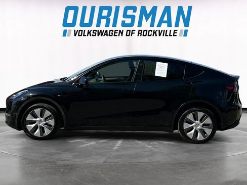 Used 2023 Tesla Model Y Long Range AWD/4WD image 3