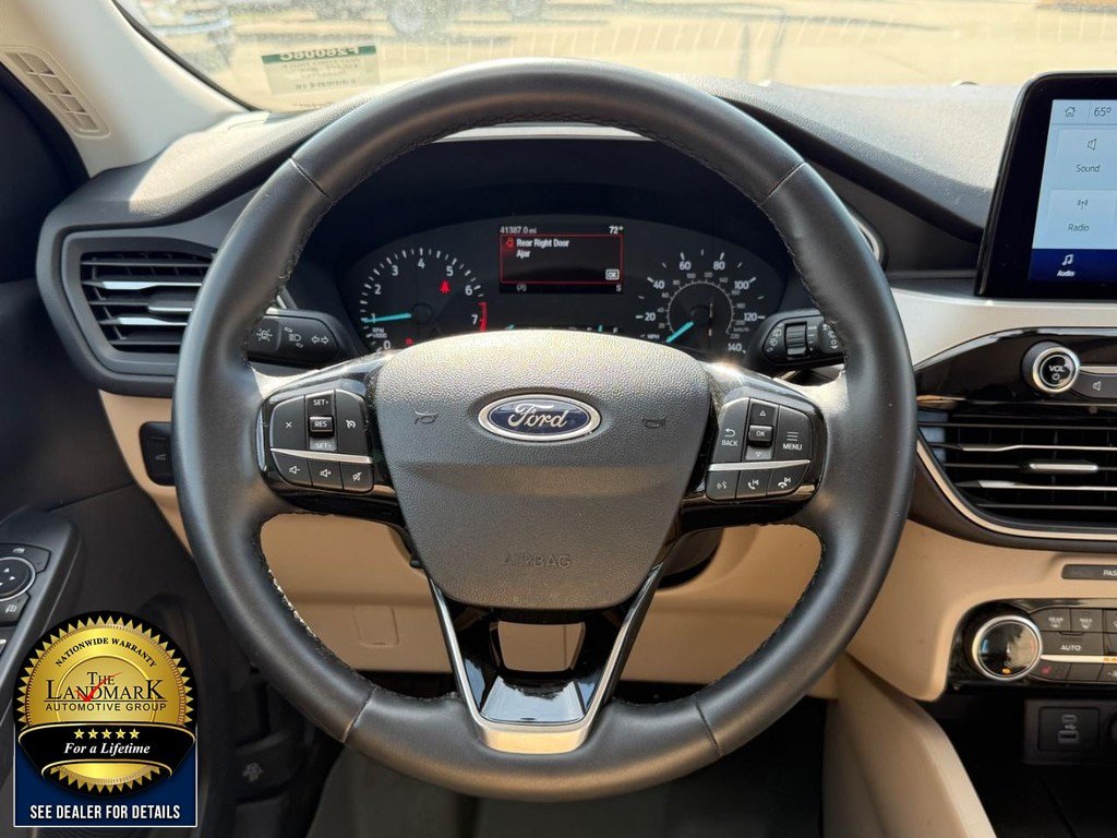 Used 2022 Ford Escape SEL FWD image 17
