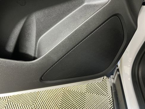 Used 2024 Chevrolet Equinox LS w/ LS Convenience Package image 23