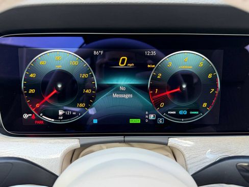 Used 2023 Mercedes-Benz E 450 Coupe image 15