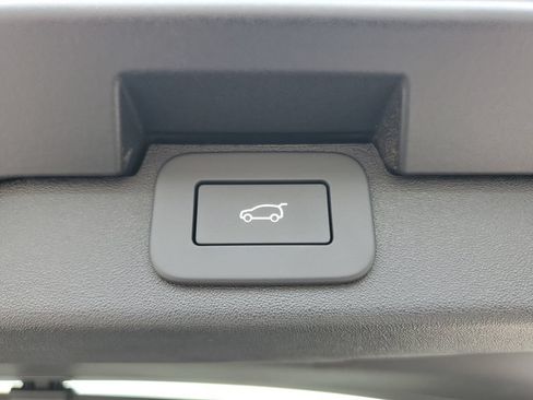 New 2026 Land Rover Discovery Dynamic SE AWD/4WD image 35