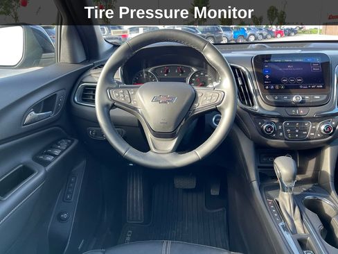 Used 2024 Chevrolet Equinox Premier FWD image 18