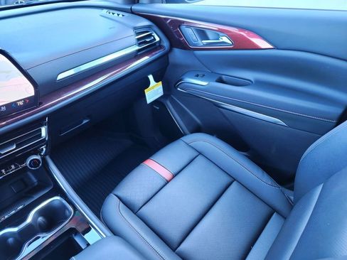 New 2026 Chevrolet Traverse RS w/ LPO, Floor Liner Package image 13