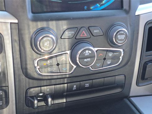 Certified 2023 RAM 1500 Classic SLT w/ Trailer & Traction Group image 32