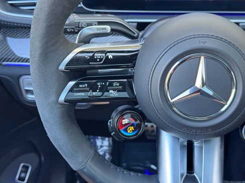 Used 2024 Mercedes-Benz GLS 63 AMG 4MATIC image 23