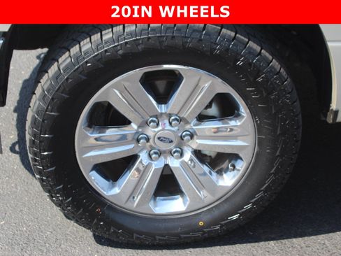 Used 2018 Ford F150 XLT w/ Equipment Group 302A Luxury AWD/4WD image 12