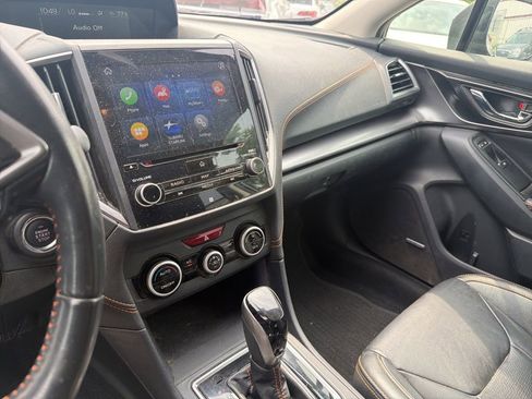 Used 2020 Subaru Crosstrek 2.0i Limited w/ Moonroof Package w/Navigation AWD/4WD image 17