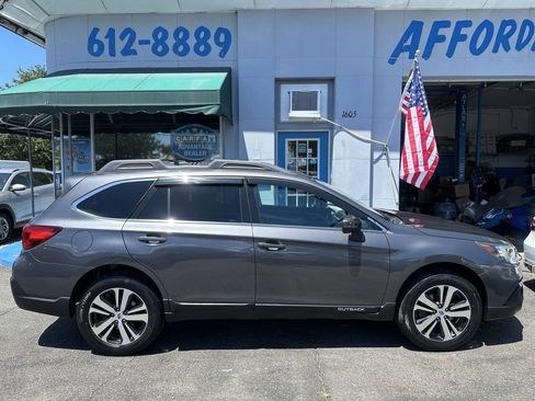 Used 2019 Subaru Outback 2.5i Limited AWD/4WD image 5