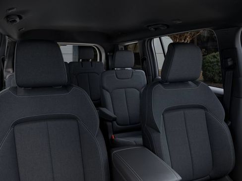 New 2026 Jeep Grand Cherokee L 2WD image 26