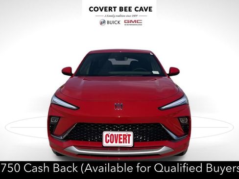 New 2026 Buick Envista Avenir image 2