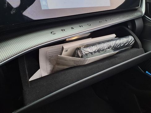 Used 2023 Jeep Grand Wagoneer Series II image 28