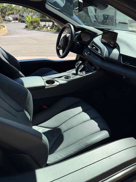 Used 2015 BMW i8 AWD/4WD image 22