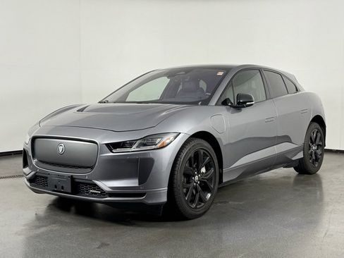 Used 2024 Jaguar I-PACE R-Dynamic HSE image 4
