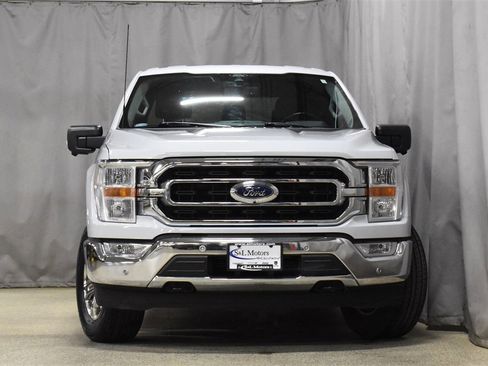Used 2022 Ford F150 XLT w/ Equipment Group 301A Mid image 4