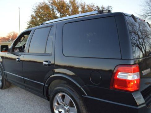 Used 2009 Ford Expedition Limited image 4