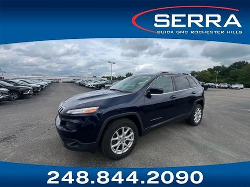 Used 2015 Jeep Cherokee Latitude w/ Comfort/Convenience Group AWD/4WD image 1