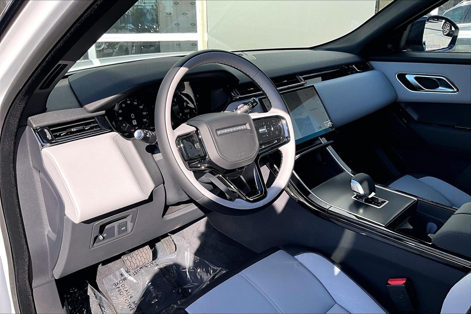 New 2026 Land Rover Range Rover Velar S AWD/4WD image 6