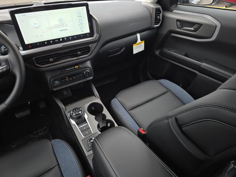 New 2025 Ford Bronco Sport Outer Banks image 29