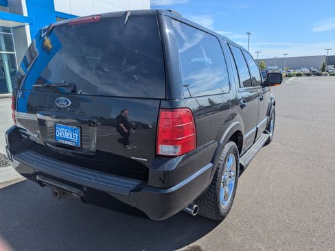 Used 2004 Ford Expedition Eddie Bauer AWD/4WD image 31