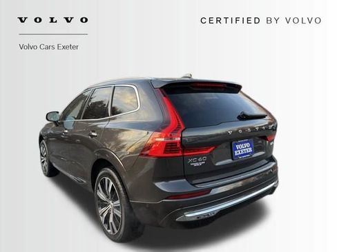 Certified 2023 Volvo XC60 B5 Plus w/ Climate Package image 3