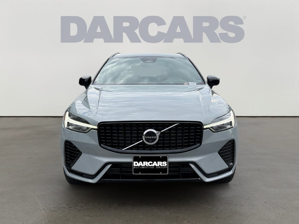 Certified 2024 Volvo XC60 T8 Plus w/ Climate Package AWD/4WD image 2