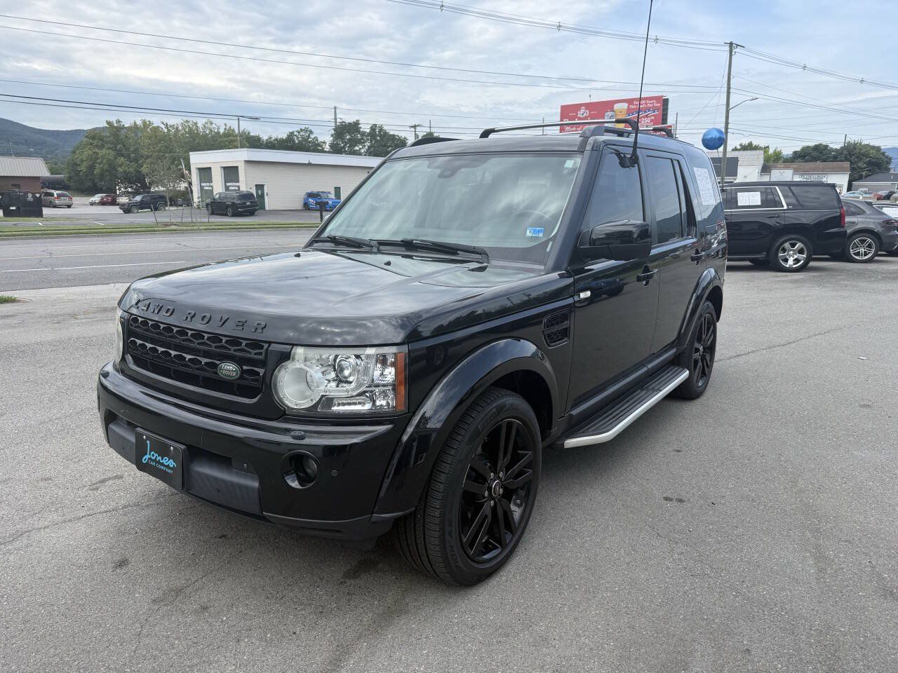 Used 2013 Land Rover LR4 HSE LUX AWD/4WD image 2