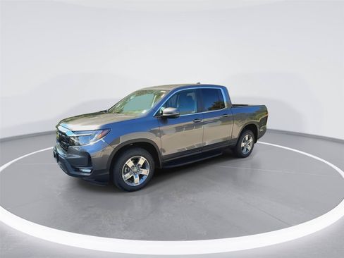Used 2025 Honda Ridgeline RTL image 4