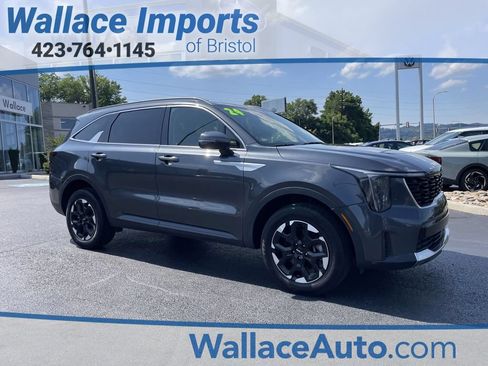 Used 2024 Kia Sorento S AWD/4WD image 1