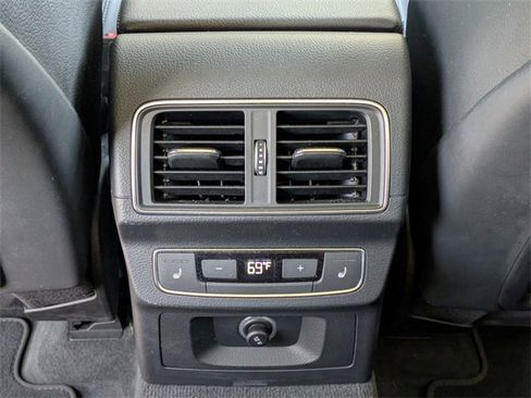 Used 2018 Audi Q5 Prestige image 23