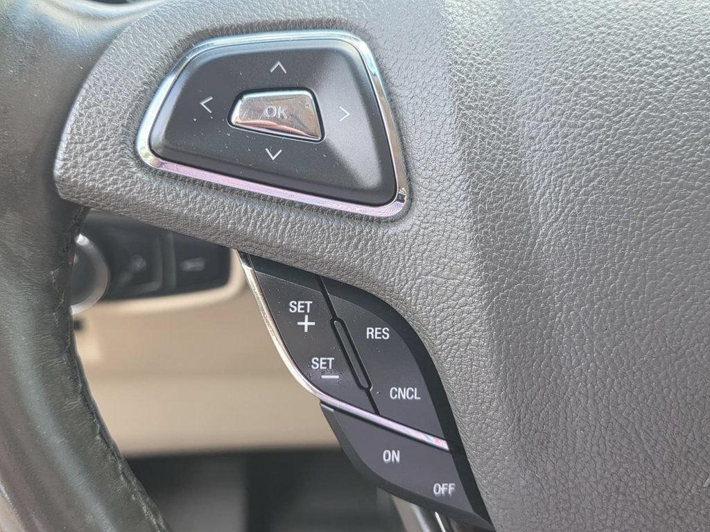Used 2016 Lincoln MKX Reserve FWD image 30