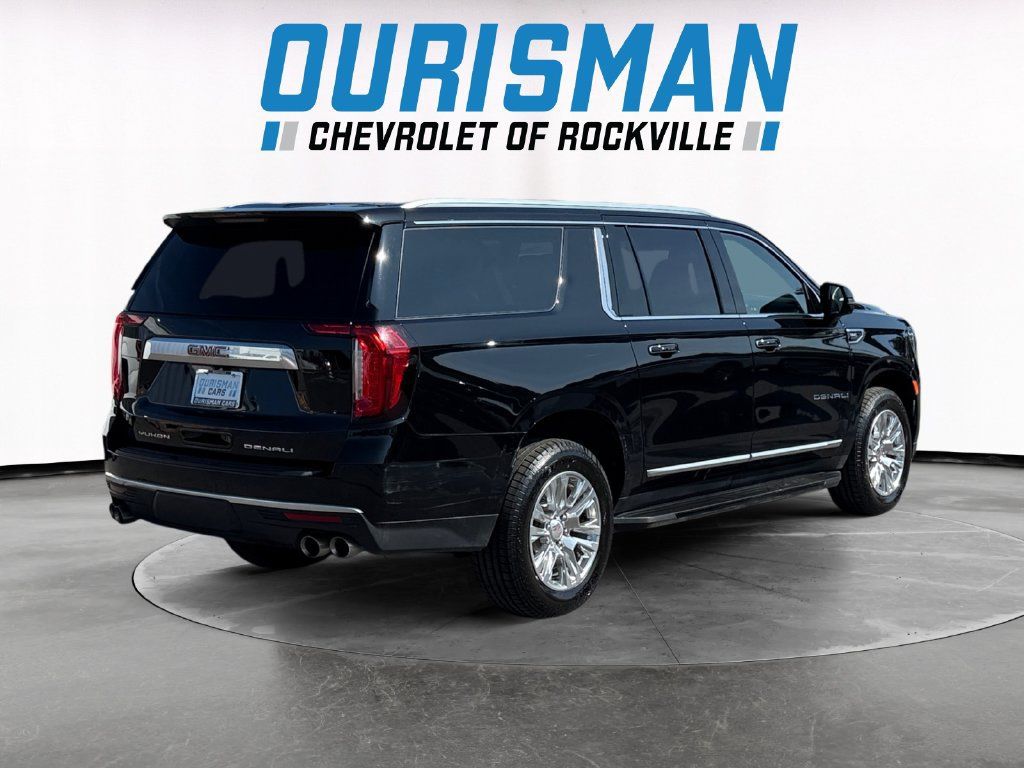 Used 2022 GMC Yukon XL Denali AWD/4WD image 6