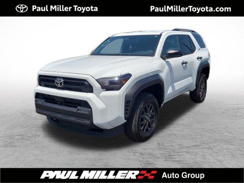 Certified 2025 Toyota 4Runner SR5 AWD/4WD image 1