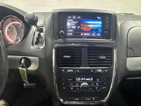 Used 2019 Dodge Grand Caravan GT FWD image 15
