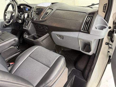 Used 2019 Ford Transit 250 130 Low Roof w/ Exterior Upgrade Package RWD image 23