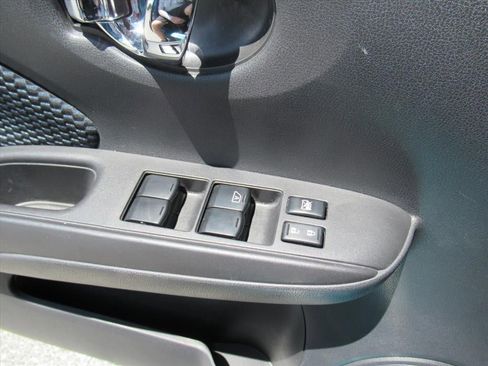 Used 2014 Nissan Versa Note SV w/ Convenience Package FWD image 20