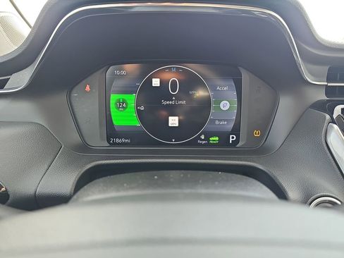 Used 2023 Chevrolet Bolt EUV Premier w/ Sun & Sound Package image 22