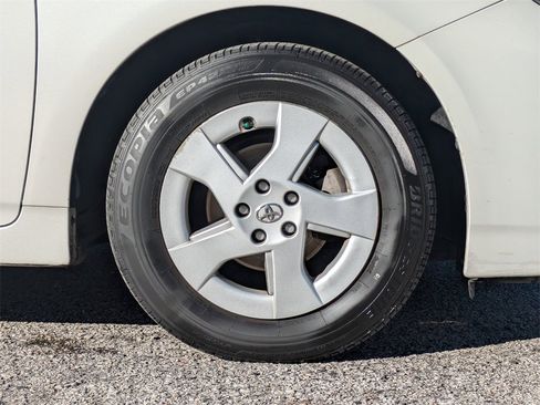 Used 2010 Toyota Prius Two image 10