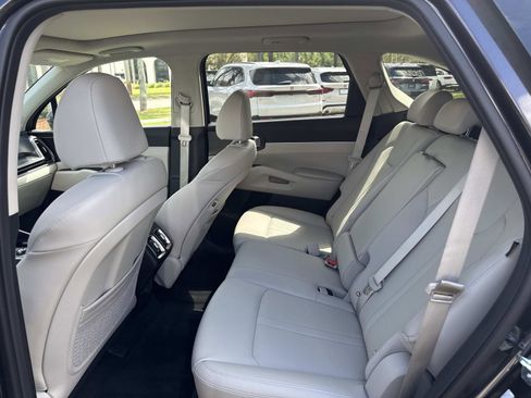 Used 2026 Kia Sorento S w/ S Panoramic Sunroof Package image 13