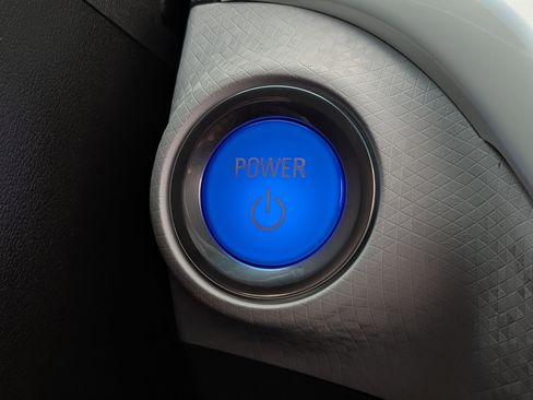 Used 2020 Chevrolet Bolt LT image 31