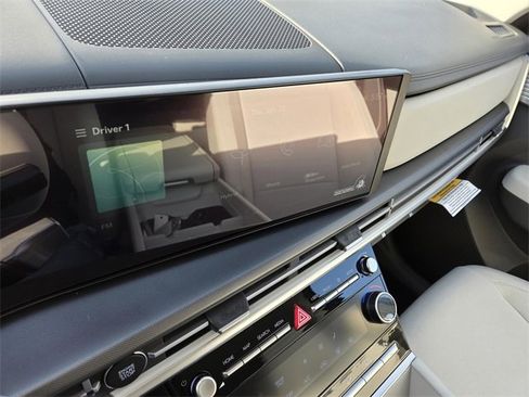 New 2026 Hyundai Santa Fe SE image 14