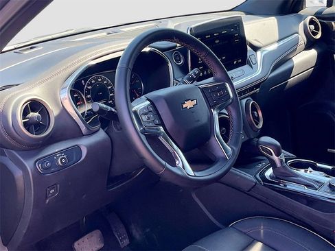 Used 2024 Chevrolet Blazer Premier w/ Driver Confidence II Package image 9