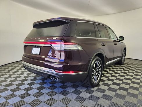 Used 2023 Lincoln Aviator AWD w/ Premium Package image 5