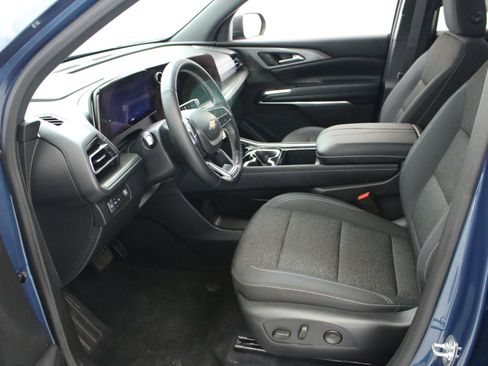 Certified 2026 Chevrolet Traverse LT FWD image 25