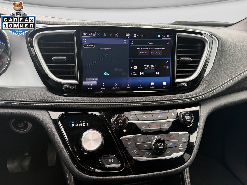 Certified 2025 Chrysler Pacifica Limited FWD image 13
