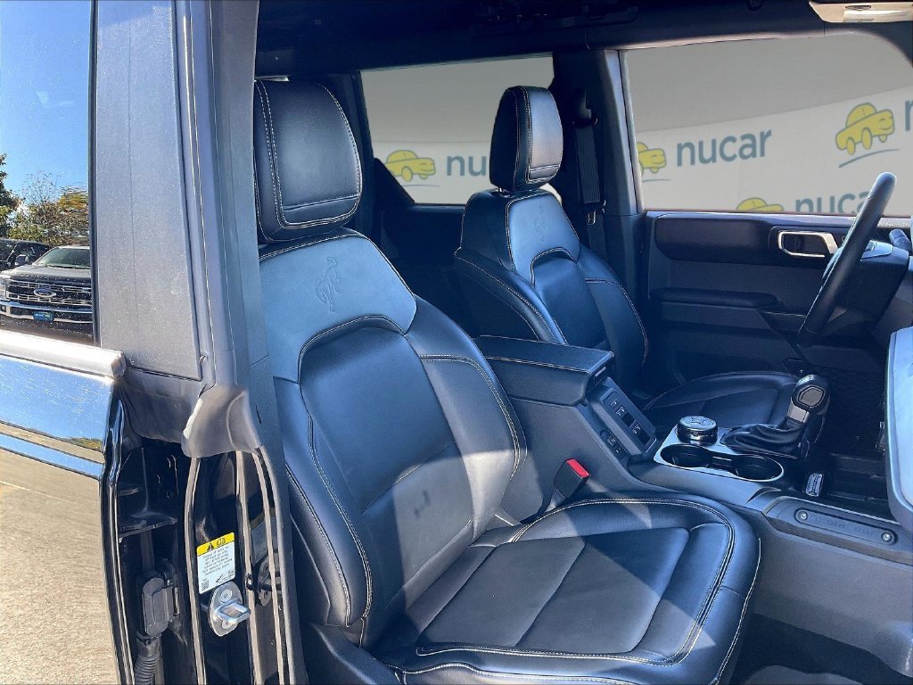Used 2025 Ford Bronco Outer Banks AWD/4WD image 10