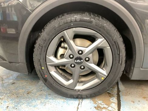 Used 2025 Kia K4 FWD image 30