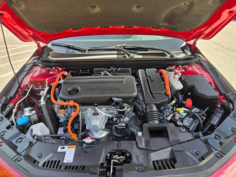 Used 2025 Honda Accord Sport image 32